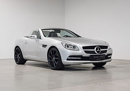 Mercedes-Benz SLK 200 BlueEFFICIENCY