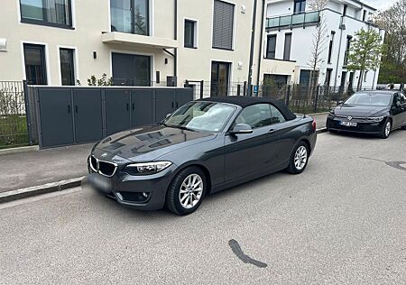 BMW 220d Cabrio Adv, Automatik, Scheckheft TOP