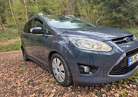 Ford Grand C-Max 1,6 Ti-VCT 77kW Titanium Titanium