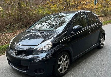 Toyota Aygo (X) Aygo 1,0-l-VVT-i -