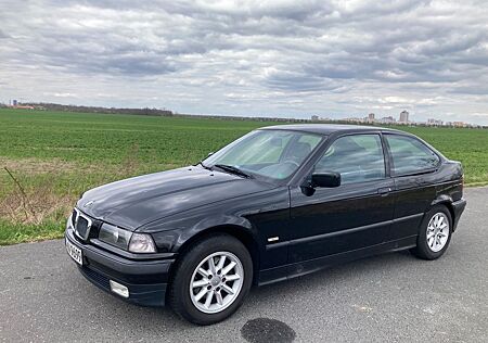 BMW 316i Compact