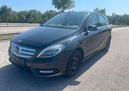 Mercedes-Benz B 180 Mercedes Benz