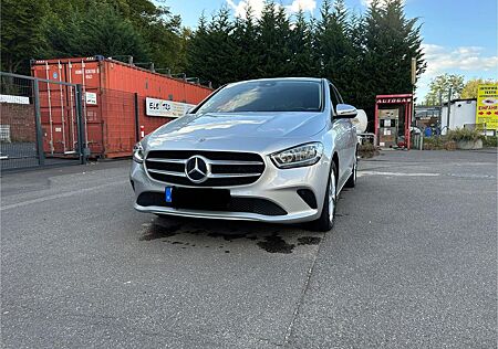 Mercedes-Benz B 250 e DCT -