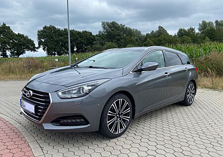 Hyundai i40 Kombi 1.7 CRDi Premium Aut., Standhzg., AHK