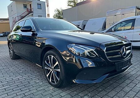 Mercedes-Benz E 300 de T*BLiS*T-LEDER*LED*AHK