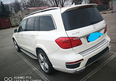 Mercedes-Benz GL 500 4MATIC -