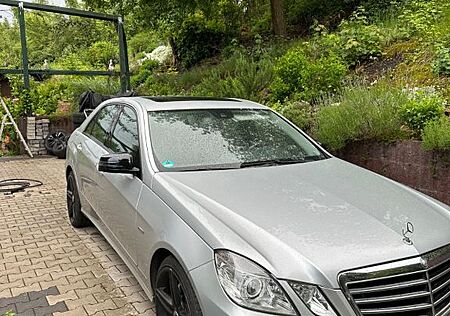 Mercedes-Benz E 350 CGI BlueEFFICIENCY AVANTGARDE AVANTGARDE