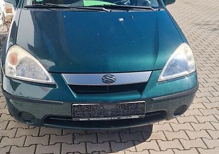 Suzuki Liana