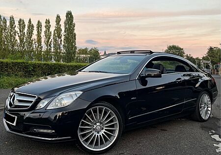 Mercedes-Benz E 350 E350 CDI STAND|PANO|ILS|S-HEFT|SPORTPAKET|19ZOLL