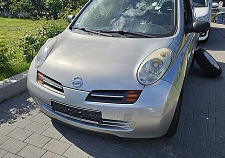 Nissan Micra 1.2 wenig KM