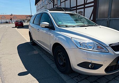 Ford Focus 1,8 Style Turnier