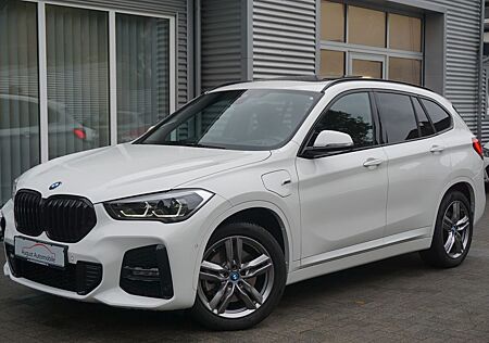 BMW X1 xDrive25e M Sport ACC DrAsP Pan HUD Kam AdLED