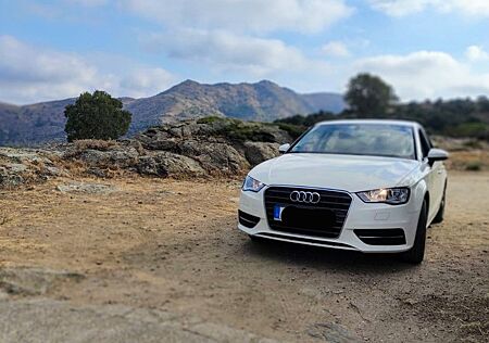 Audi A3 1.2 TFSI Attraction Sportback Attraction