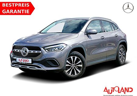 Mercedes-Benz GLA 180 d Style LED Navi Digitales Cockpit PDC