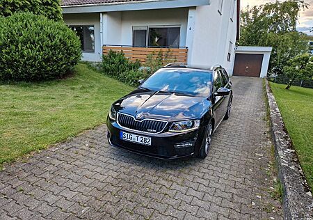 Skoda Octavia 2.0 TDI DSG RS Combi RS