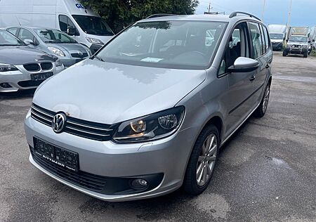 VW Touran Volkswagen 1.6 TDI SCR Trendline BMT