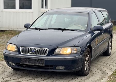 Volvo V70 2.4 Kombi 140PS Automatik Andoid Auto AHK