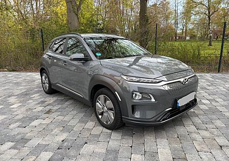Hyundai Kona Elektro 100kW mit Batteriezertifikat: 100%