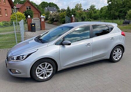 Kia Cee'd / Ceed 1.4 CVVT Edition 7 Edition 7