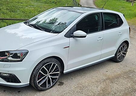 VW Polo Volkswagen GTI DSG