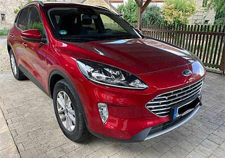 Ford Kuga 2.0 Hybrid Titanium Scheckheftgepflegt