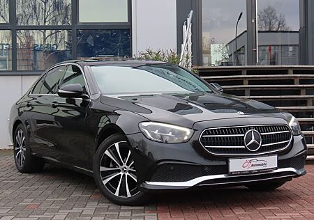 Mercedes-Benz E 220 E 220d Avantgarde Leder Ambiente Schiebedach