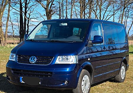 VW T5 Multivan Volkswagen Highline