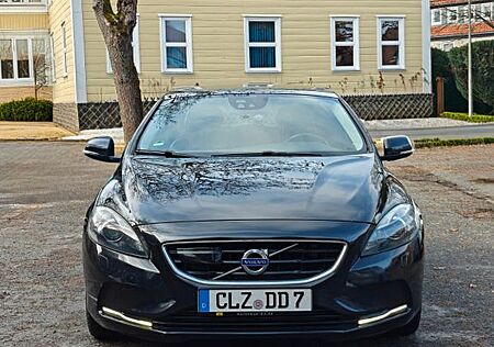 Volvo V40 D4 Summum Summum