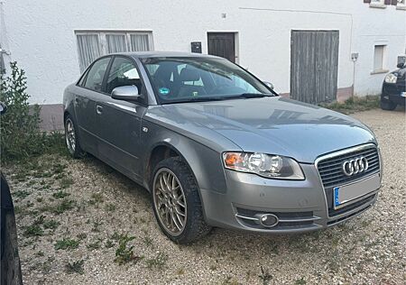Audi A4 3.2 FSI quattro -