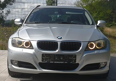 BMW 318i Touring * Pano * Navi Prof * Teilleder