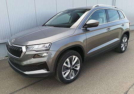 Skoda Karoq 2.0 TDI Selection DSG 4x4 GV5 AHK 18 Ladeb