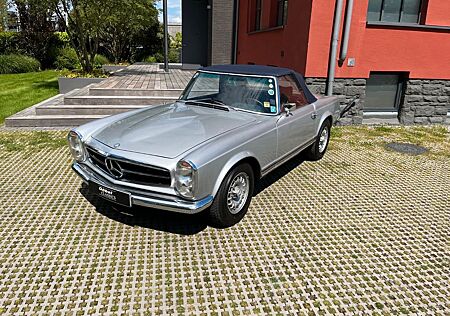 Mercedes-Benz 230 SL