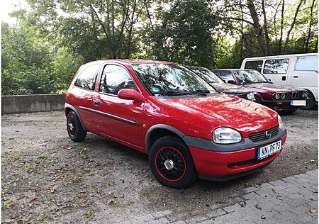 Opel Corsa 1.0 12V VIVA / 132 tkm / TÜV + Insp. neu