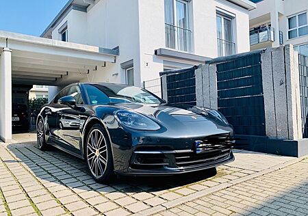 Porsche Panamera 4 mit Approved Garantie