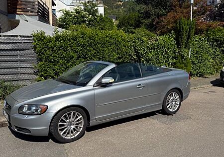 Volvo C70 2.0D Cabrio mit frischem TÜV