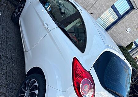Ford Ka /+