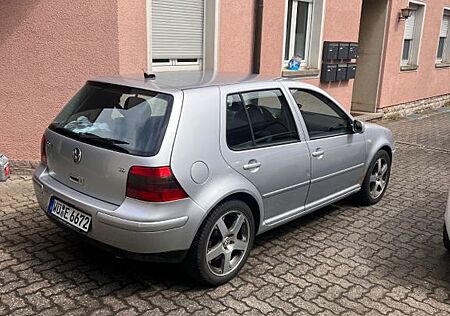 VW Golf Volkswagen 1.6 Sport Edition tüv bis Februar