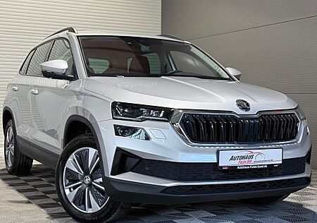 Skoda Karoq Selection°Matrix°RFK°FSE°Navi°PDC°Shzg°AHK