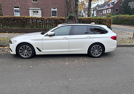 BMW 520d Touring A -Sportline, 2. Hand