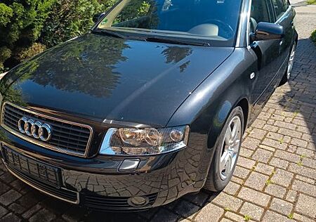 Audi A4 2.5TDI 114kW Avant -