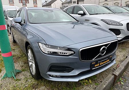 Volvo V90 Kombi Momentum 2,0L AUTOMATIK