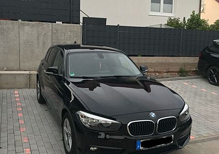 BMW 116i - zum Verkauf