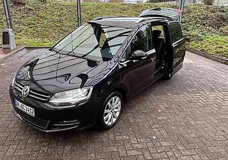 VW Sharan Volkswagen 2.0 TDI - DSG - Navi - Kamera - TÜV