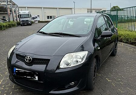 Toyota Auris 2,0-l-D-4D Sol Sol