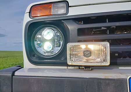 Lada Niva gebraucht kaufen Lada Niva Autogas, LED, u.v.m.