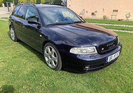 Audi S4 2.7 quattro Avant B5 Neulack, Tausch Tesla