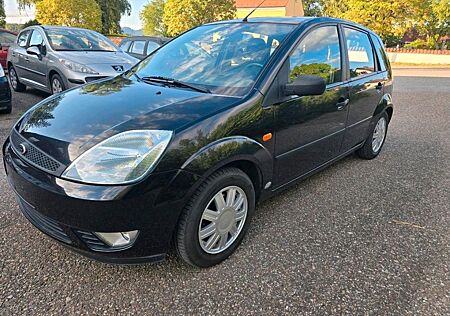 Ford Fiesta 1.4 16V 1st Edition TÜV NEUE WEG KM