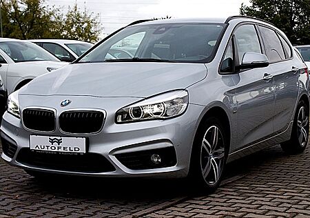 BMW 218d Sport Line/SHEFT/NAVI/SHZ/PDC/RCAM/8FACH/BT