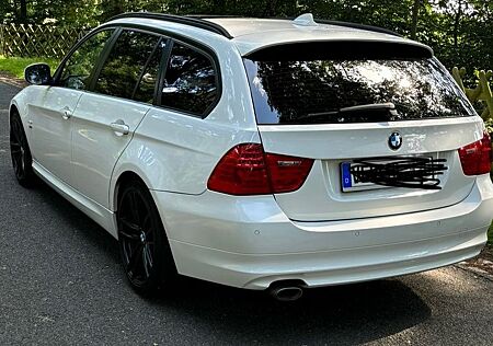 BMW 320d xDrive Touring -