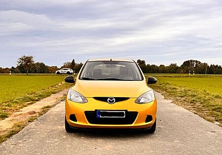 Mazda 2 - Scheckheftgepflegt - Apple CarPlay - Klima